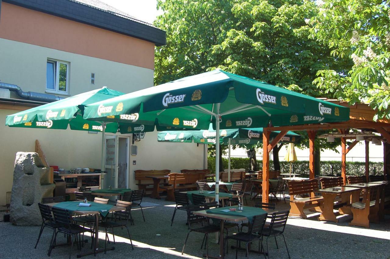 Gasthof Huber Wels Zewnętrze zdjęcie